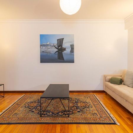 Charmy Rodrigues Lobo II Apartment By Unique Hosts Porto Luaran gambar